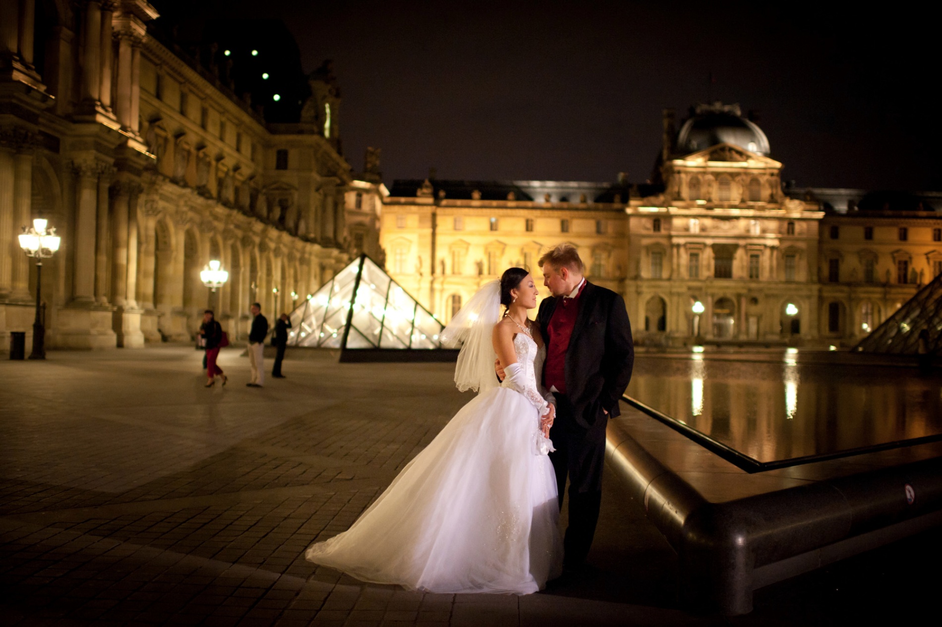 20110515 230048 D7C 3297